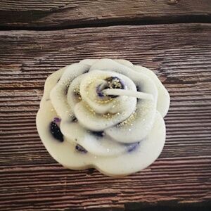 Tropical Oasis Scented  Rose Candle – Pineapple & Coconut Bliss